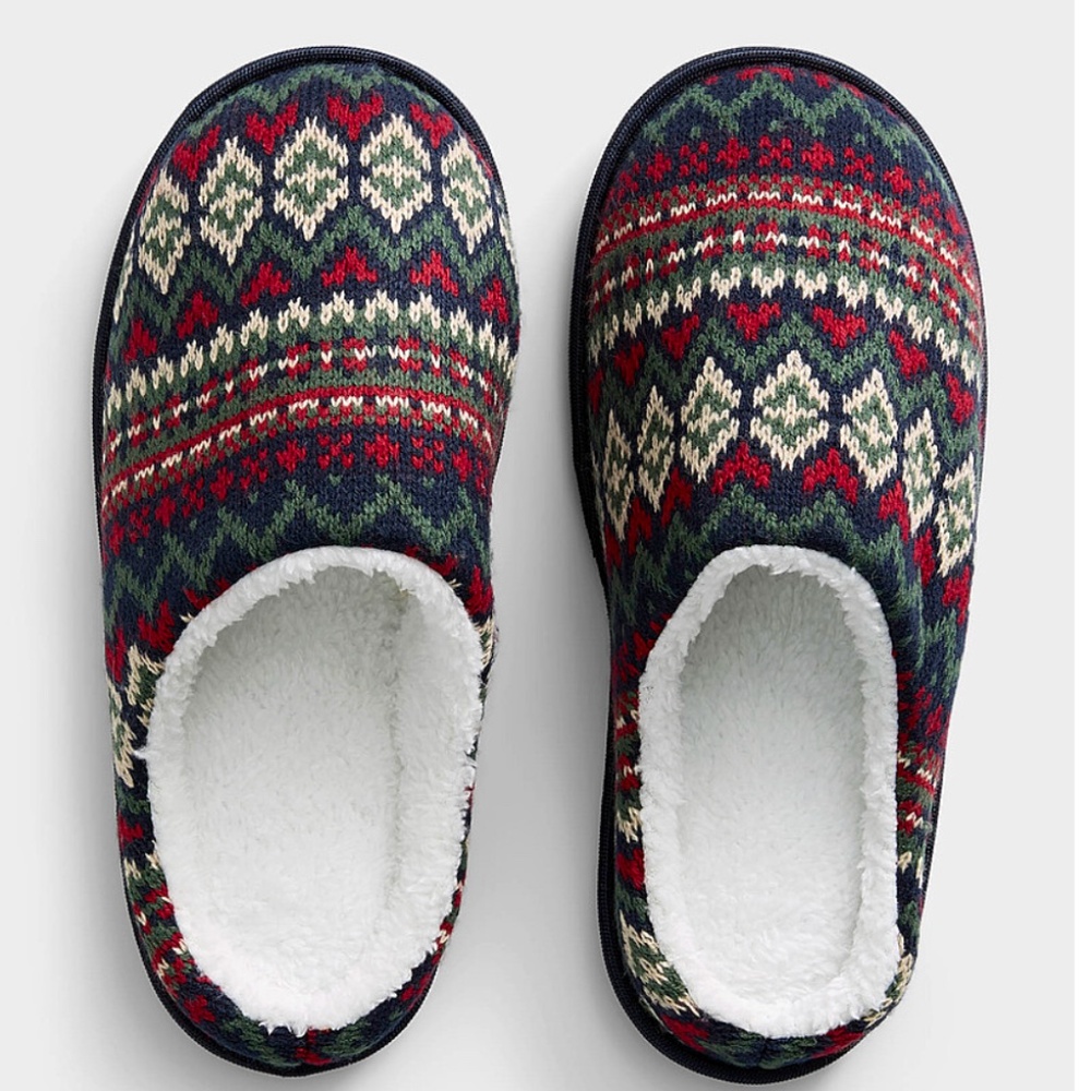 Red and green cottage winter jacquard mule slippers NWT